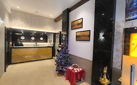 Gold Crest Business Hotel